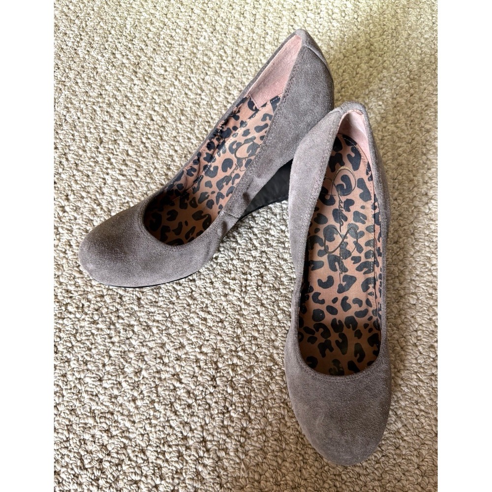 Jessica Simpson Beige Suede Wedge Heels 9.5M